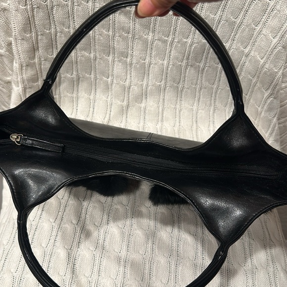 Stylish F.E.F.A. Black Fur-Accented Leather Satchel Handbag - Picture 6 of 8